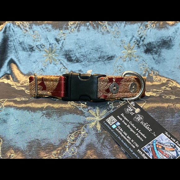 The Pet Necklace Designer Dog Collar - Picture 1 of 5